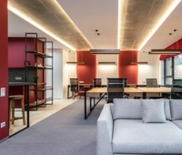 Discover the ideal office carpet cleaning schedule with Citrus Bright. Keep your workspace fresh and welcoming—call (480) 689-3509 today!