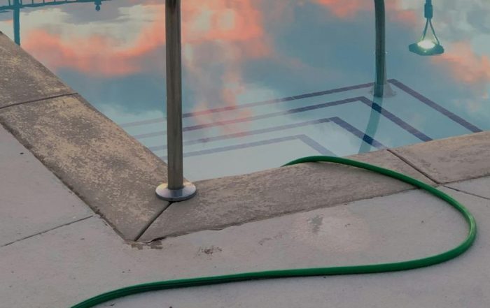 Discover the benefits of pressure washing cleaning for your pool deck. Call Citrus Bright at (480) 689-3509 for expert cleaning solutions.