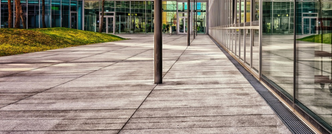 Mesa concrete stain removal with pressure washing by Citrus Bright. Call (480) 689-3509 for expert surface cleaning.